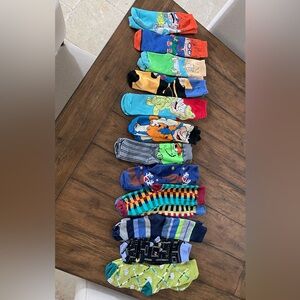 Fun socks themed men/women crew